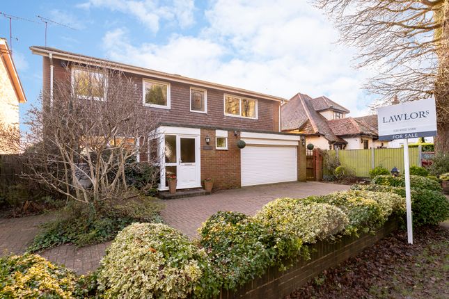 Thumbnail Detached house for sale in Baldwins Hill, Loughton, Essex