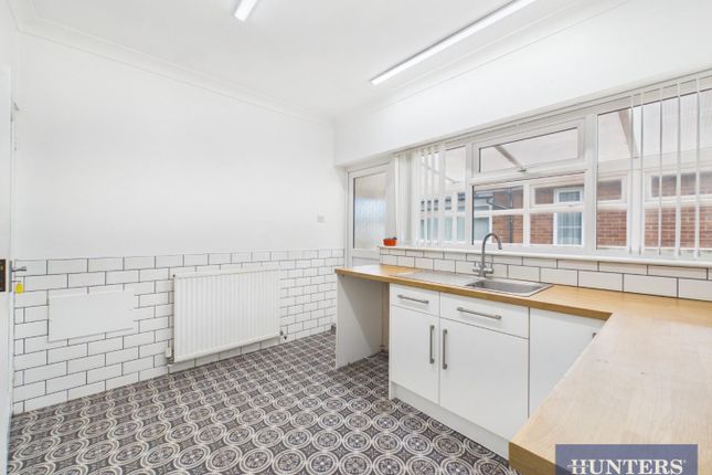 28, Muston Road, Filey photo 3