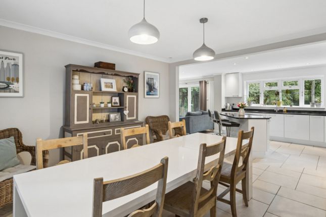 242, Amersham Road, Hazlemere photo 3