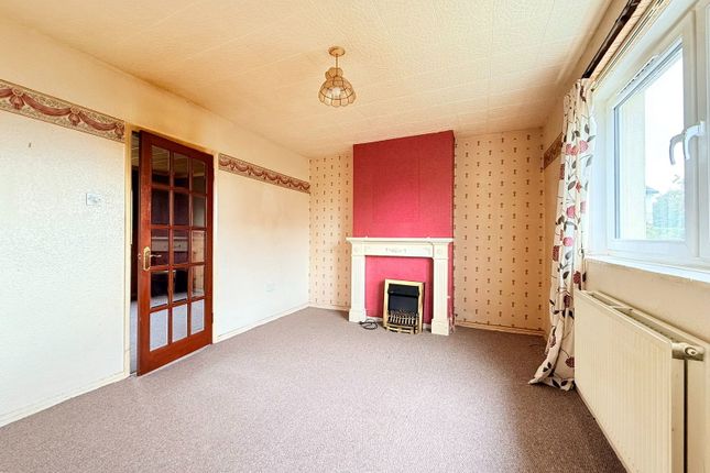 37, Greengarth, Carlisle photo 2