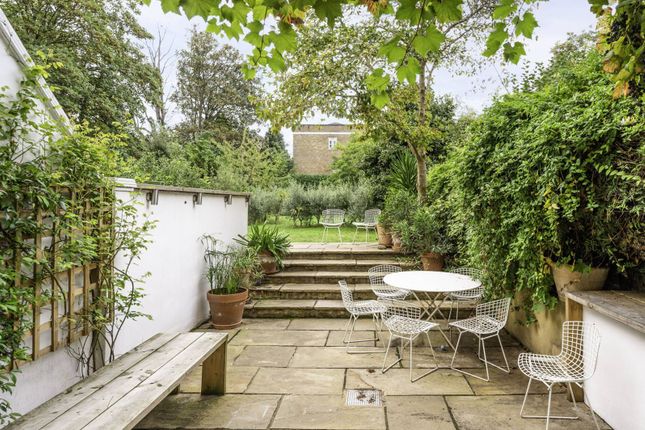 Semi-detached house for sale in Camberwell New Road, Oval, London
