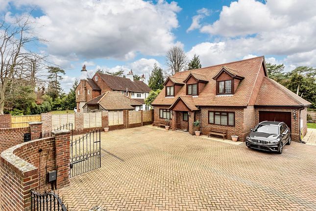 Thumbnail Detached house for sale in Yew Lane, East Grinstead
