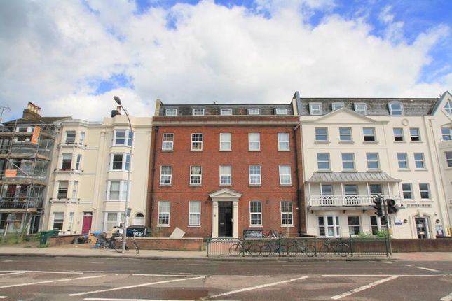 Thumbnail Flat to rent in Richmond Place, Brighton