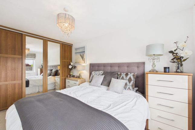 2 Woodside Main Street, Matlock photo 4