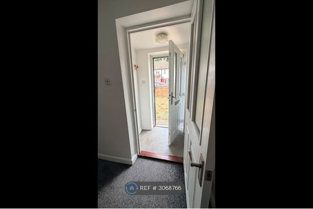 Flat, Lenbee House Kellaway Road, Chatham photo 5