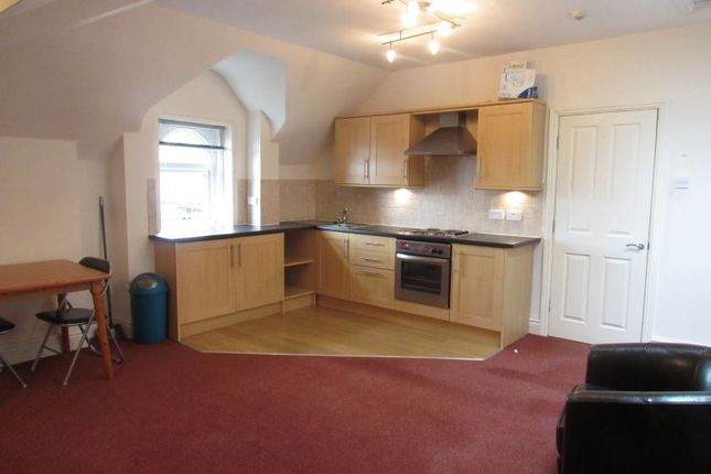 Thumbnail Flat to rent in Garstang Road, Preston, Lancashire