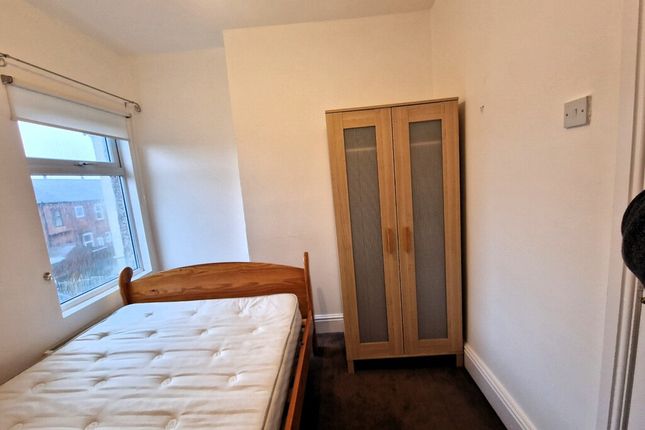 Shared accommodation to rent in Manchester Road, Tyldesley, Manchester