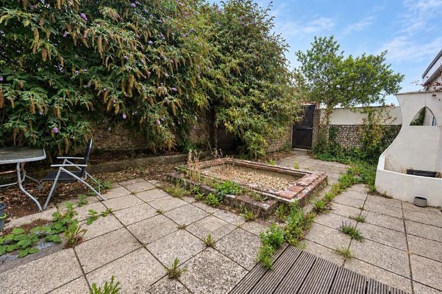 Room 3, 233 Oving Road, Oving Road, Chichester photo 4