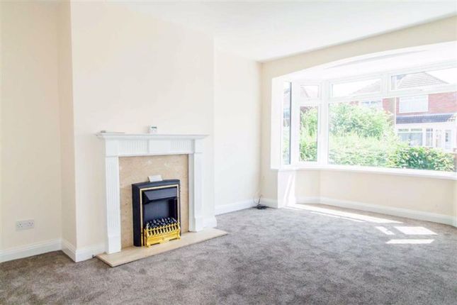 94 Crompton Avenue, Doncaster photo 2