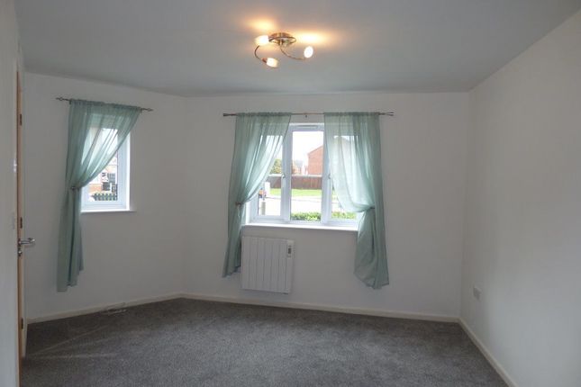 Flat to rent in Whysall Road, Long Eaton