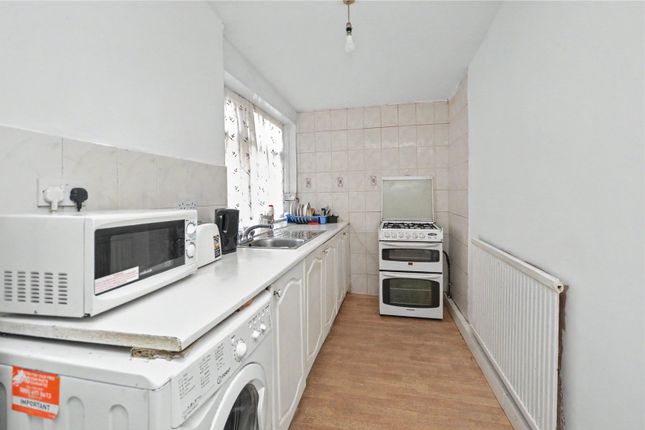 12, Belvedere Terrace, West Yorkshire photo 4