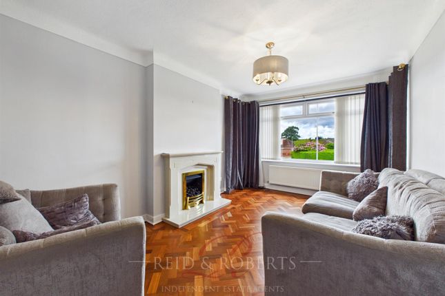 2, Osborne Close, Wrexham photo 2