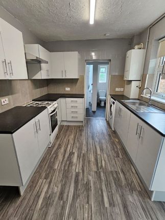 76 Lower Road, KENT photo 3