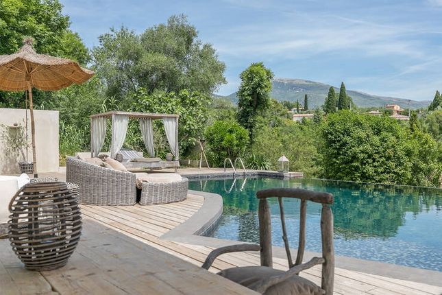 Villa for sale in Le Rouret, Mougins, Valbonne, Grasse Area, French Riviera