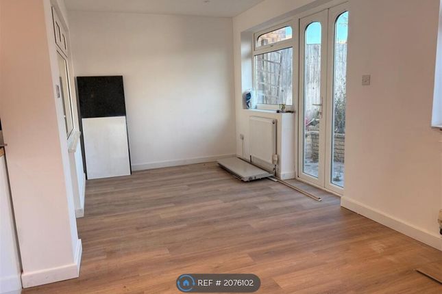 Lincoln Drive, Wigston photo 4