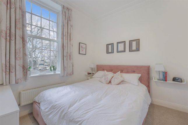 Flat for sale in Cayton Road, Netherne-On-The-Hill