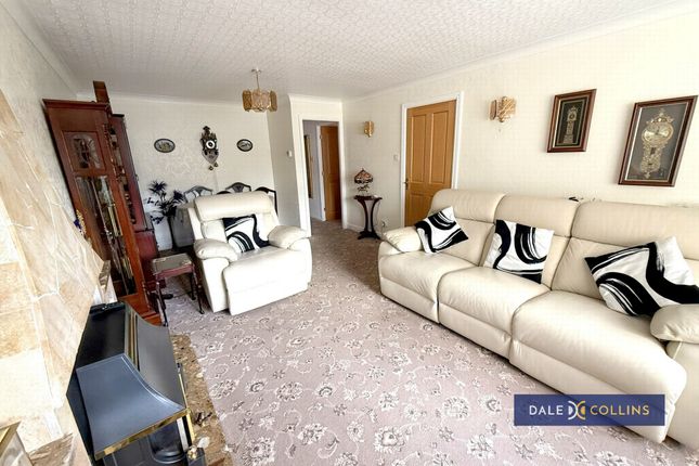 Denton Grove, Stoke on Trent photo 2