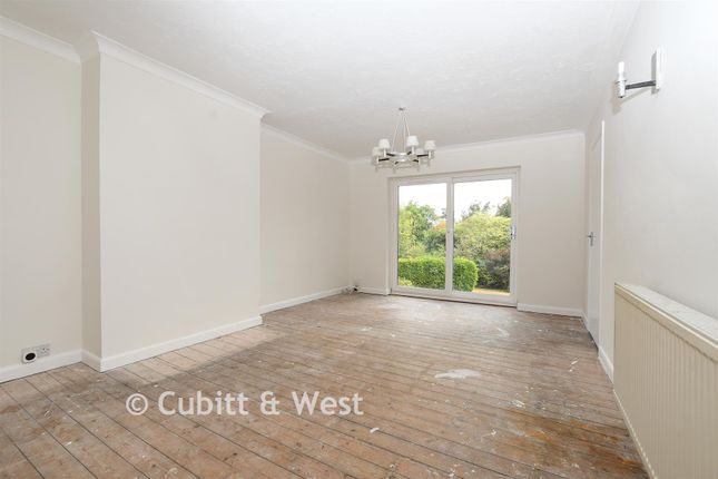 4-bed house on 101, Tupwood Lane, Caterham, £725,000