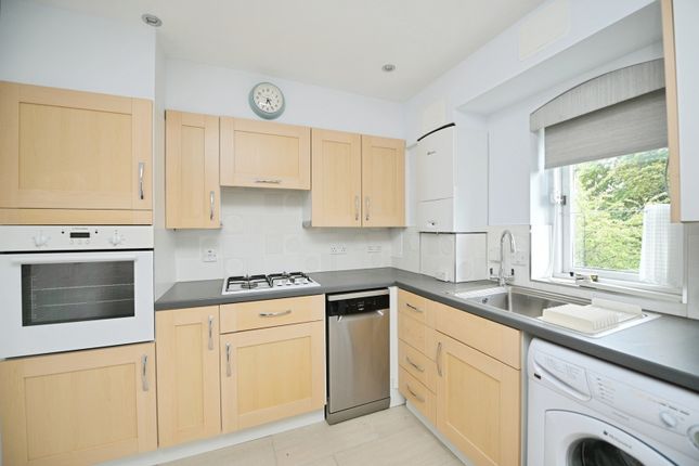 15, Copperfield Court, Barkingside photo 2