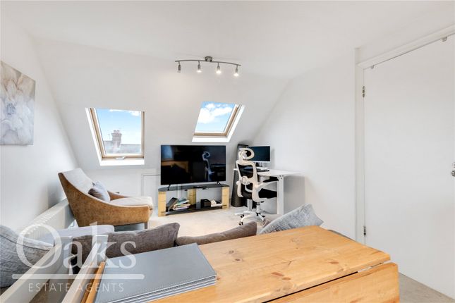 C, 20, Glencairn Road, London photo 2