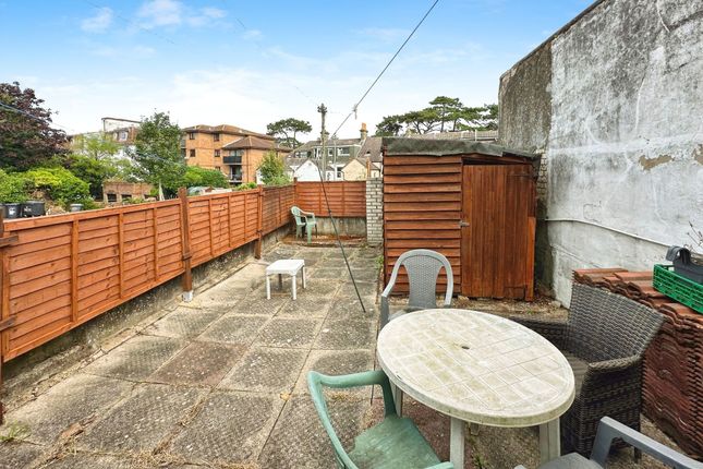 17 Norwich Avenue, Bournemouth photo 2