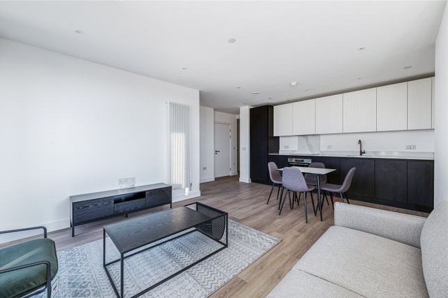 Thumbnail Flat to rent in Heartwood Boulevard, London