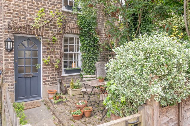 Cottage for sale in St. Marks Road, London