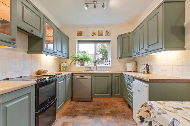 Llwyn-yr-Eos Islwyn Street, Newport photo 2