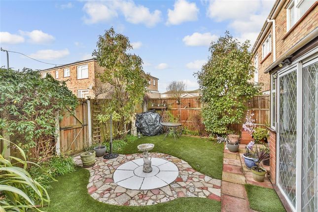 Walnut Way, Swanley photo 2