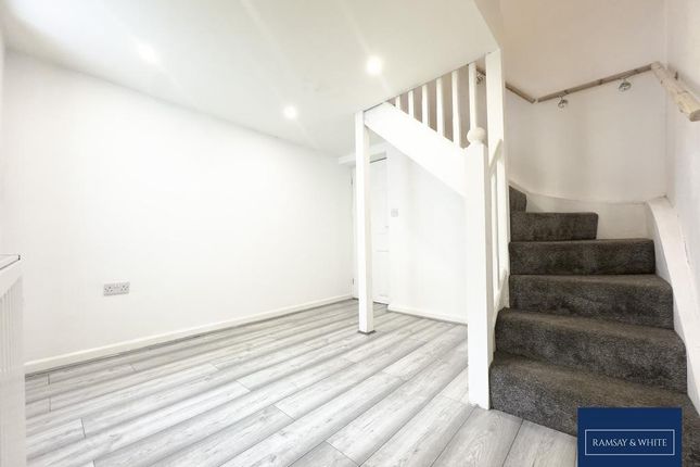 19A, High Street, Merthyr Tydfil photo 4