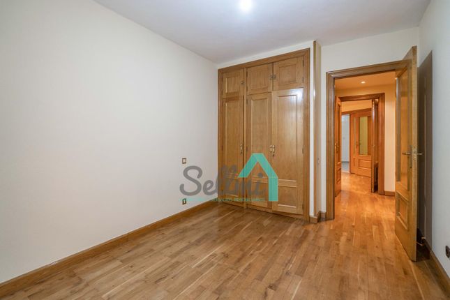 Apartment for sale in Calle Marqués De Teverga 33005, Oviedo, Asturias