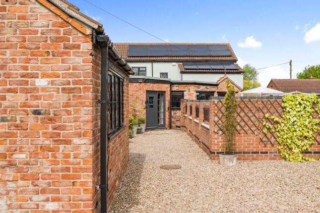 Detached house for sale in The Green, Helpringham, Sleaford, Lincolnshire