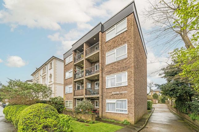 Flat for sale in Uxbridge Road, Kingston Upon Thames