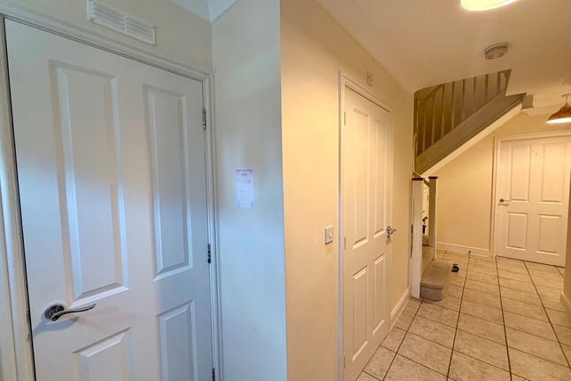 8 Little Woods Mews, Colchester photo 2