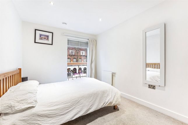 Flat for sale in Acre Lane, London