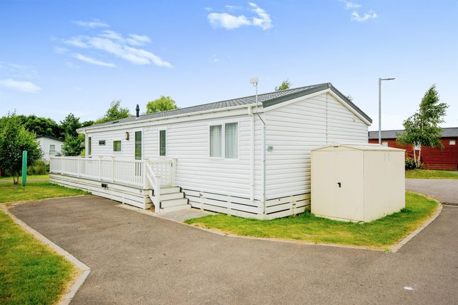 Mobile/park home for sale in Burgh Road, Orby, Skegness