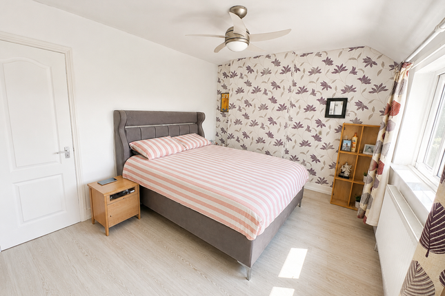 32, Hillsborough Road, Leicester photo 4