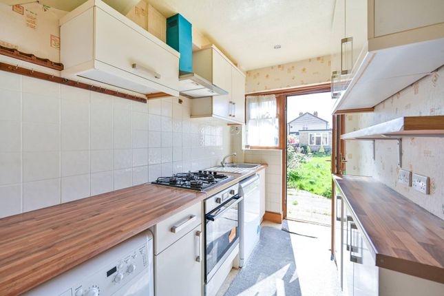 Thumbnail Terraced house to rent in Red Lion Road, Surbiton