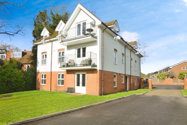 2-bed flat on Flat 11 , Hatfield Court, Heatherley Road, Camberley, £250,000
