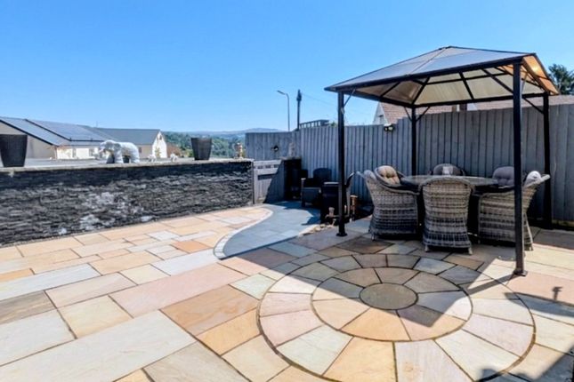 26 Heol Scwrfa, Merthyr Tydfil photo 2