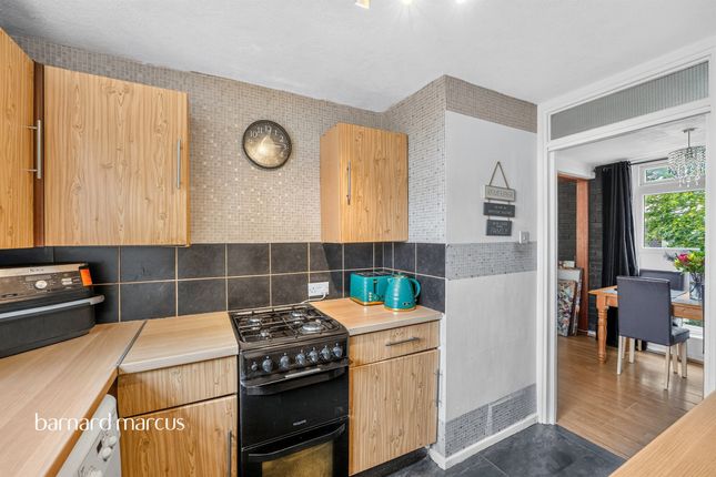 23c, Pathfield Road, London photo 4