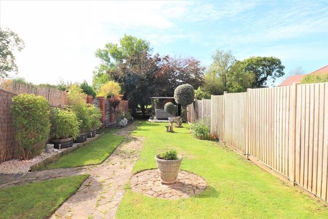 5, Clapham Common, Worthing photo 2