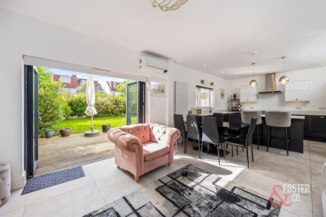 4, St. Keyna Avenue, Hove photo 2