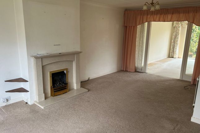 6, Brampton Way, Leicester photo 2