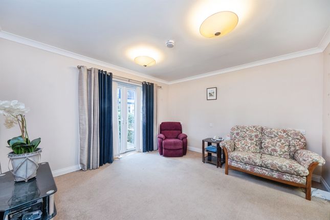 8, Centurion House, Coach House Mews, Bicester photo 3