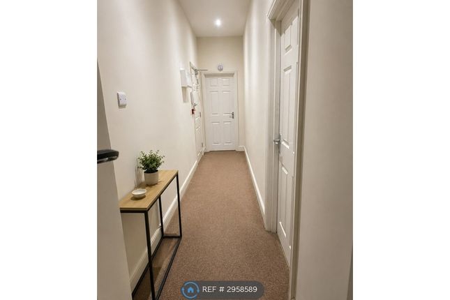 Flat, Honestone St, Bideford photo 2