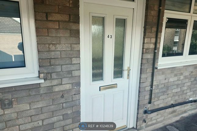 3-bed flat on Radstone Walk, Leicester, £1,100/mo