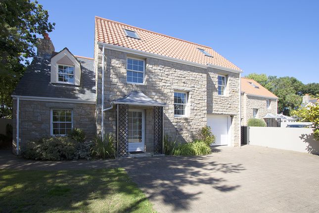3 bed detached house to rent in Forest Hill, Guernsey GY8