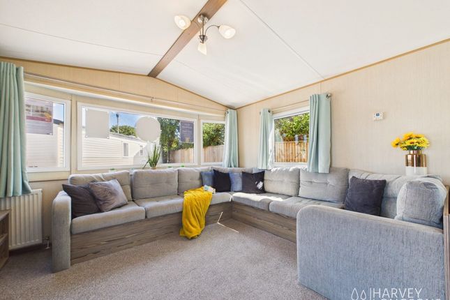 2-bed caravan on Coghurst Hall Holiday Park, Ivyhouse Lane, Hastings, £39,995