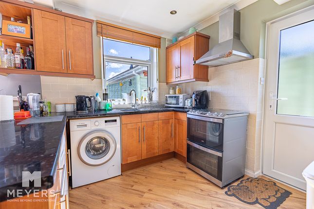 15, Glendon Avenue, Bournemouth photo 3